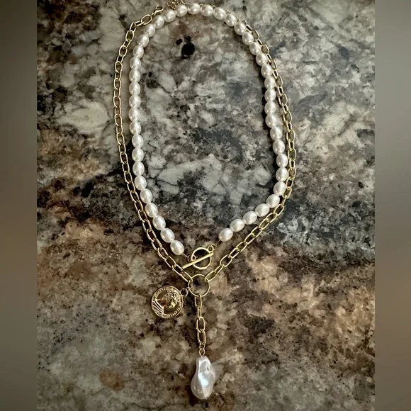 NEW Free People Layered Gold with pearls Necklace baroque coin - Picture 3 of 3
